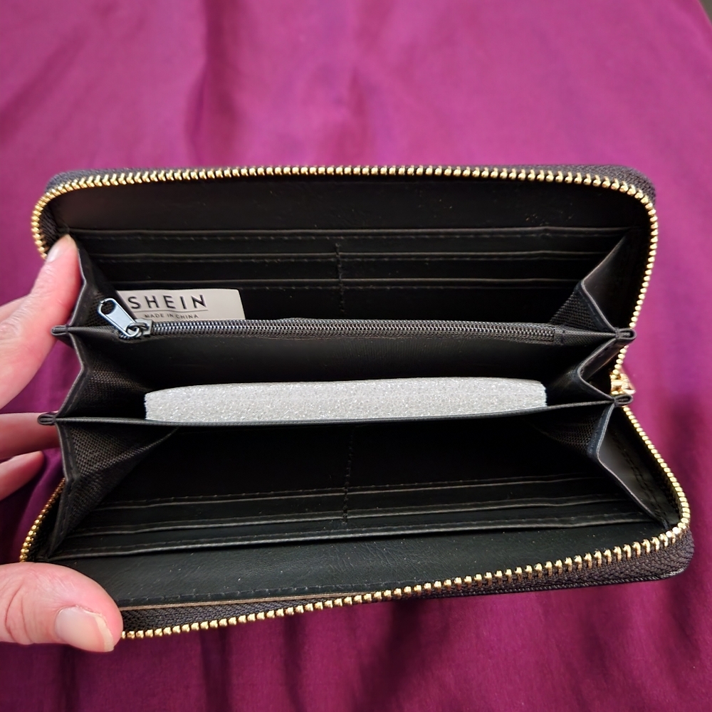 Shein Wallet - Picture 2 of 2